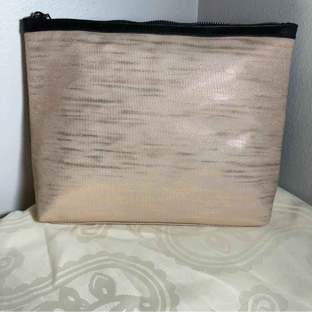 Elegant Cream Women's cosmetic Bag